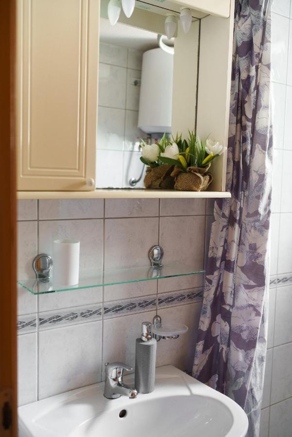Apartmani Nedoklan ซรีมา ภายนอก รูปภาพ